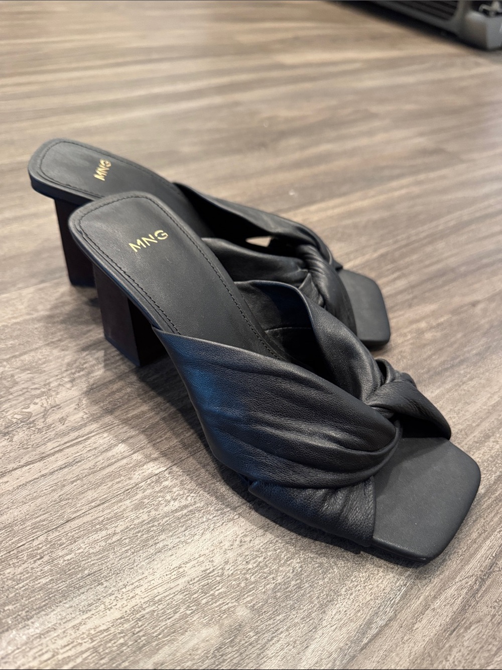 Mango Leather Twisted Knot Block Heel Mules
